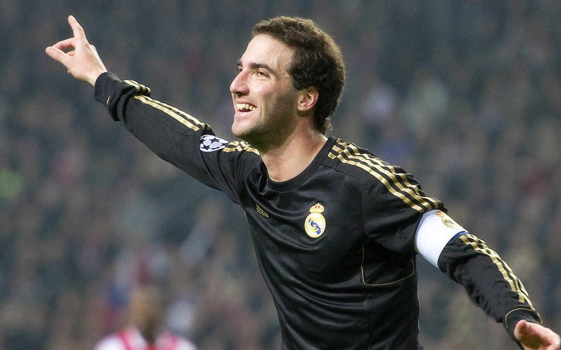 哈兰德点球与禁区表现数据引媒体热议,哈兰德精选